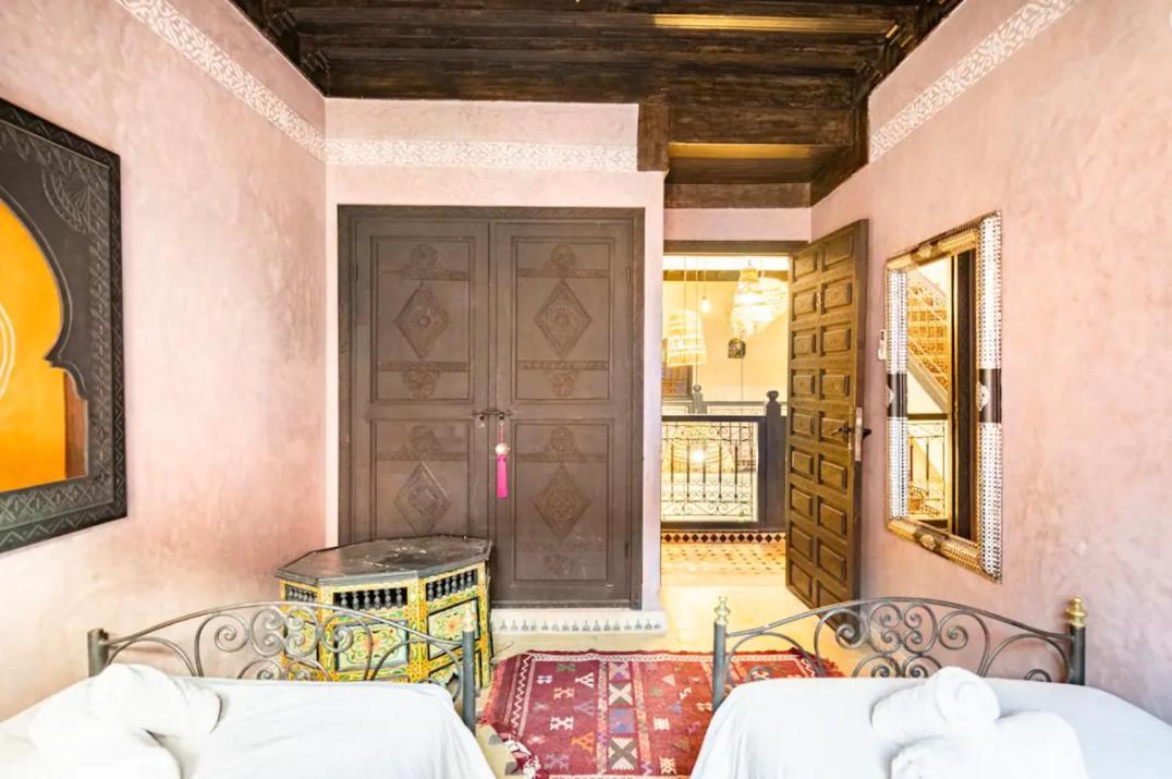 Chez L'Amazigh Riad Marrakesh Bagian luar foto